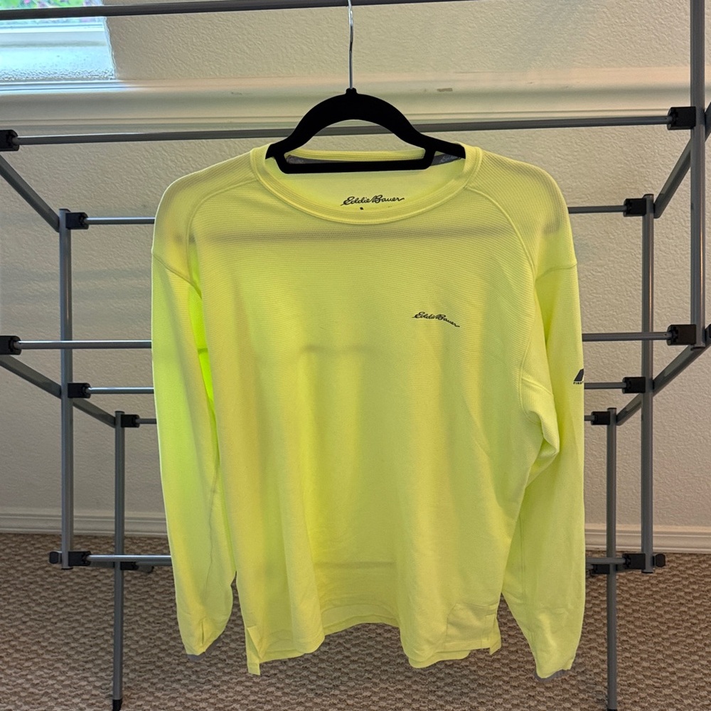 M’s Eddie Bauer FreeShade UPF 50+ crewneck, sz M